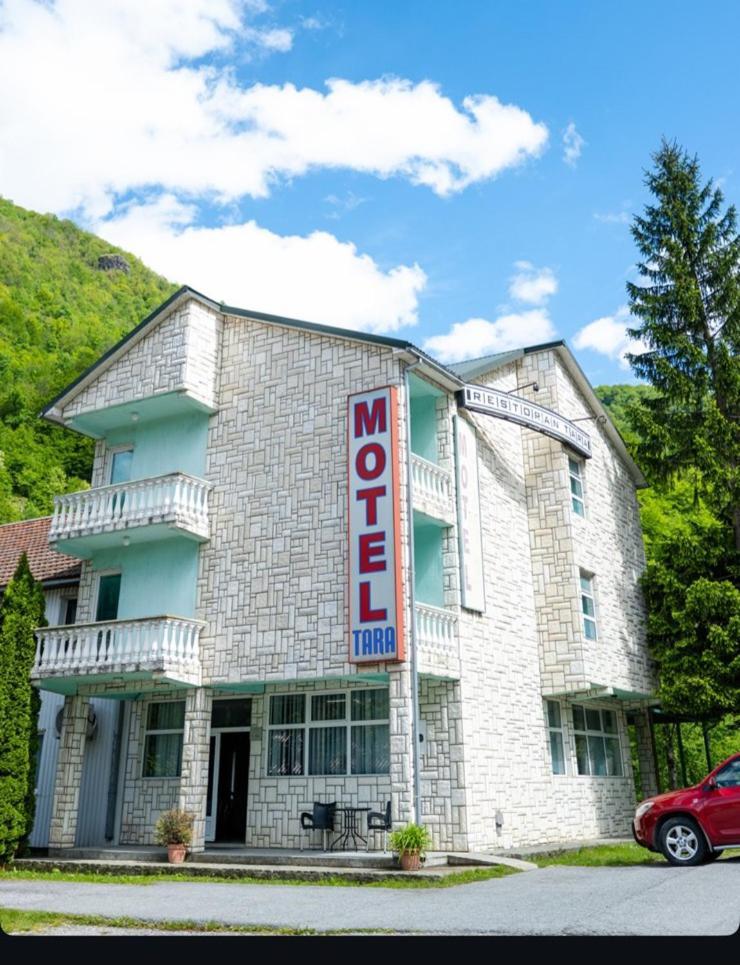 מויקובאץ Motel Tara מראה חיצוני תמונה