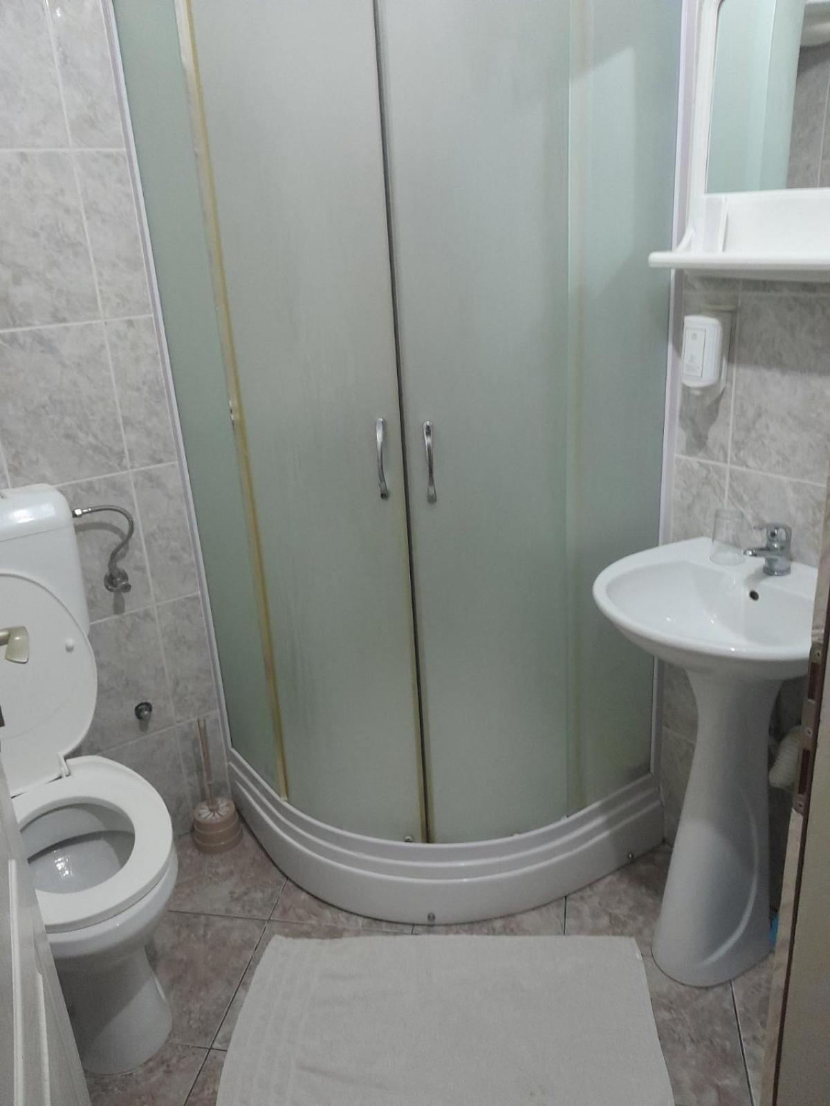 מויקובאץ Motel Tara מראה חיצוני תמונה