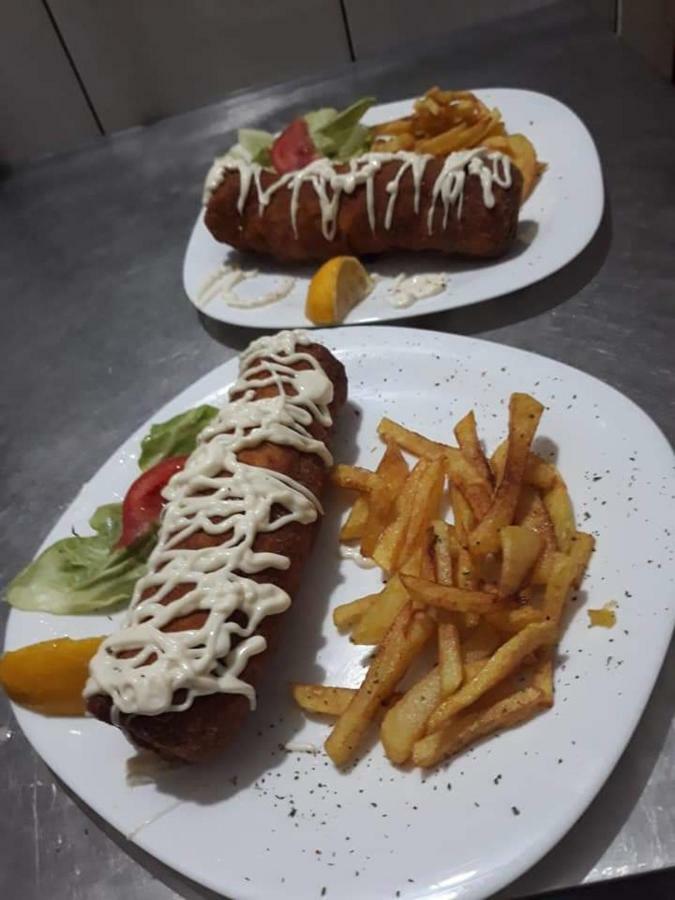 מויקובאץ Motel Tara מראה חיצוני תמונה